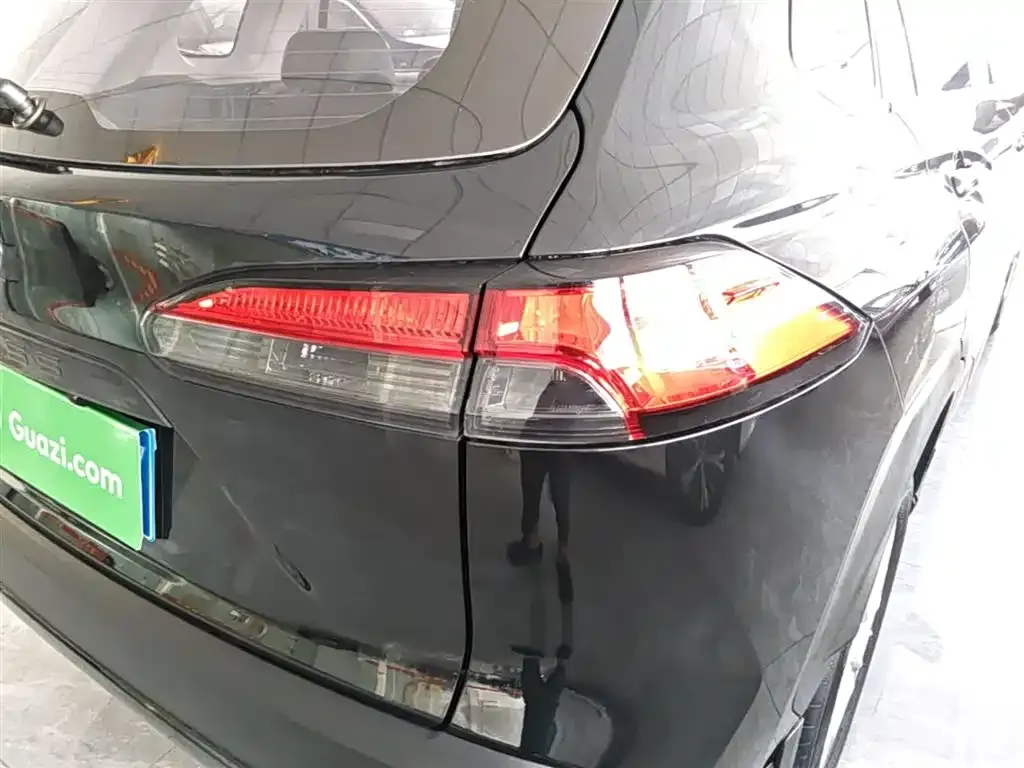 Toyota Corolla Cross — фото 10