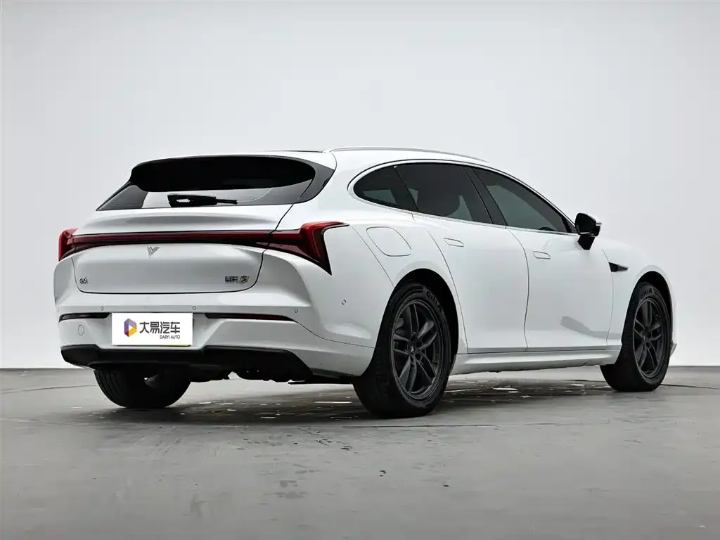 Neta S Shooting Brake 2025 из CN, фото 8