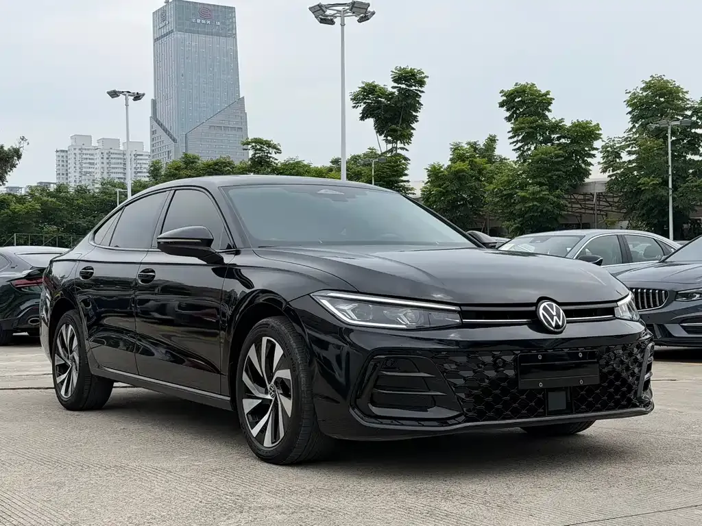 Volkswagen Passat — фото 10