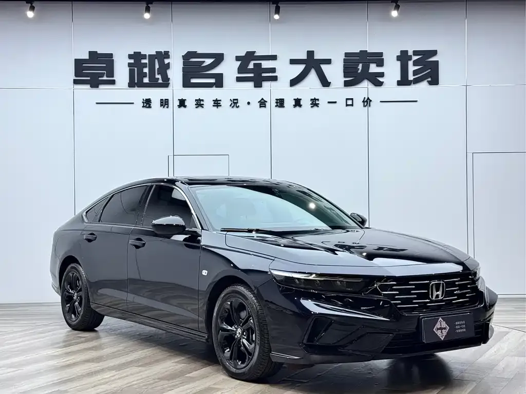 Honda Accord — фото 8