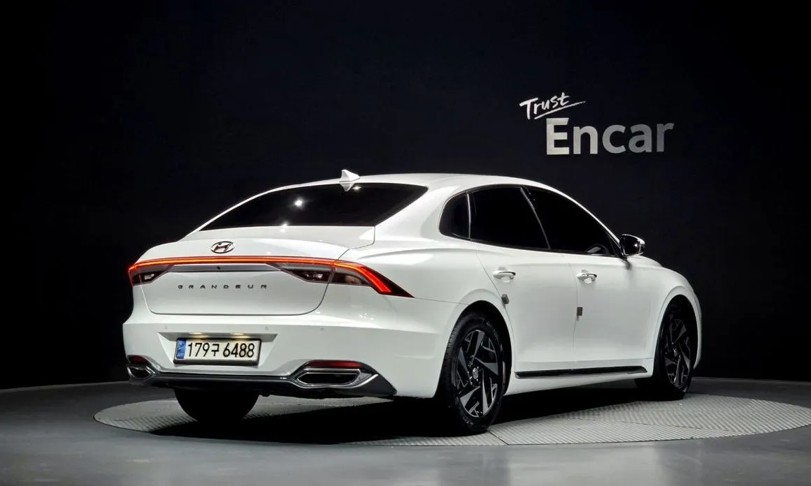 Hyundai Grandeur 2021 из KR, фото 4