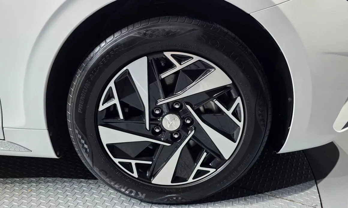 Hyundai Grandeur 2021 из KR, фото 8