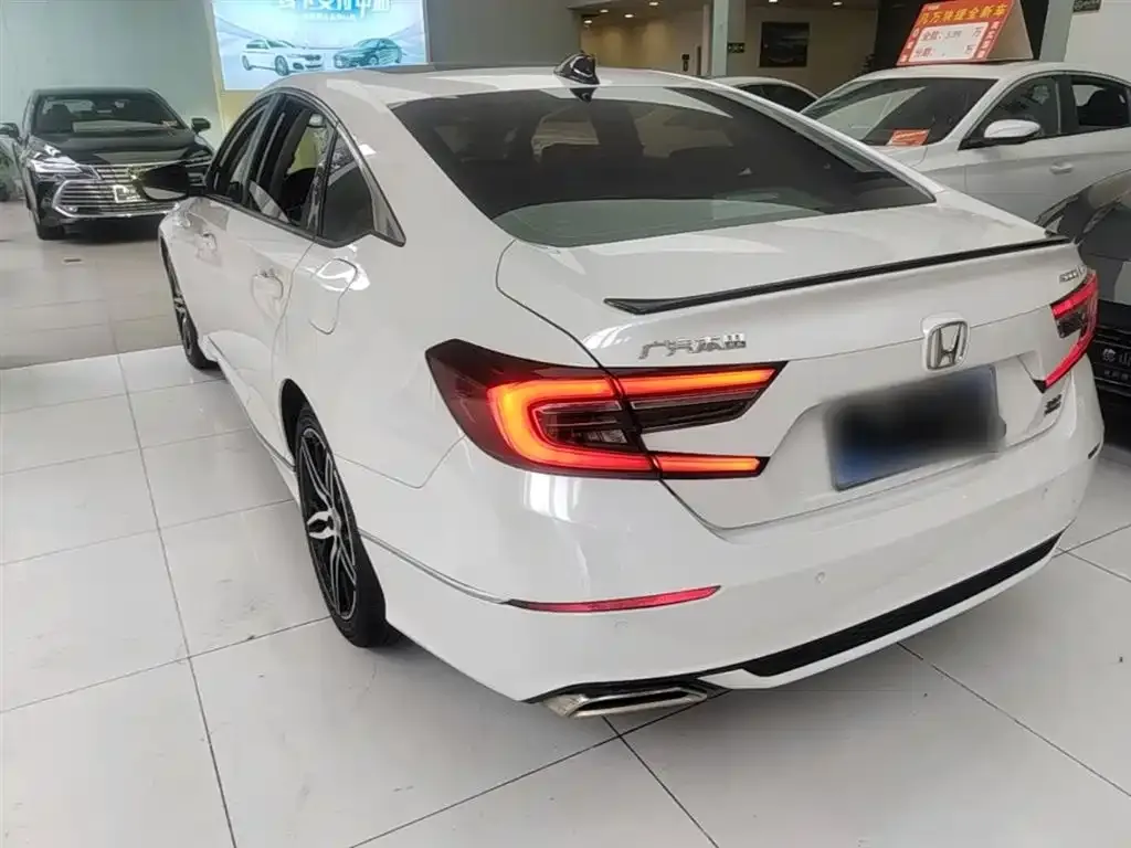 Honda Accord — фото 2