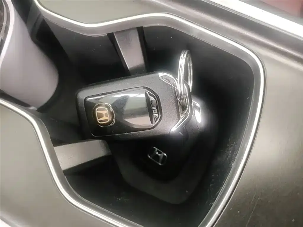 Honda Accord — фото 4