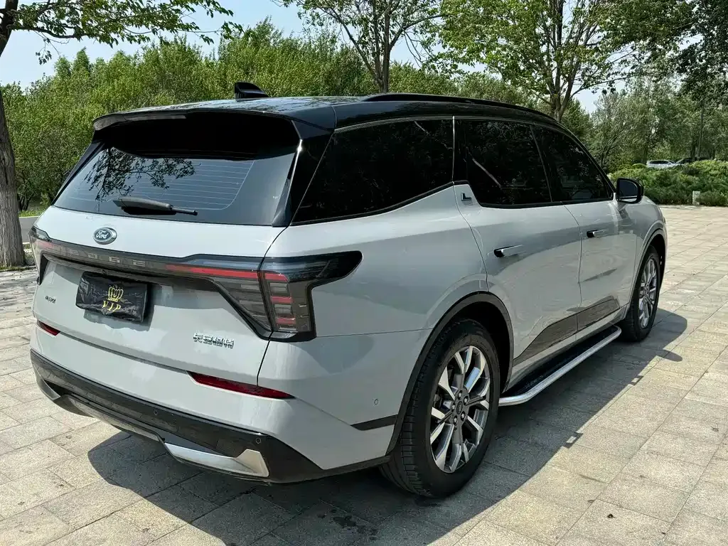 Ford Edge — фото 5