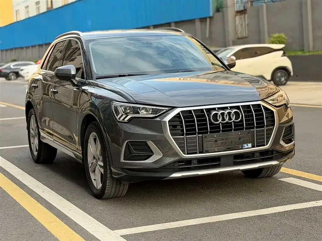 Audi Q3 — фото 8