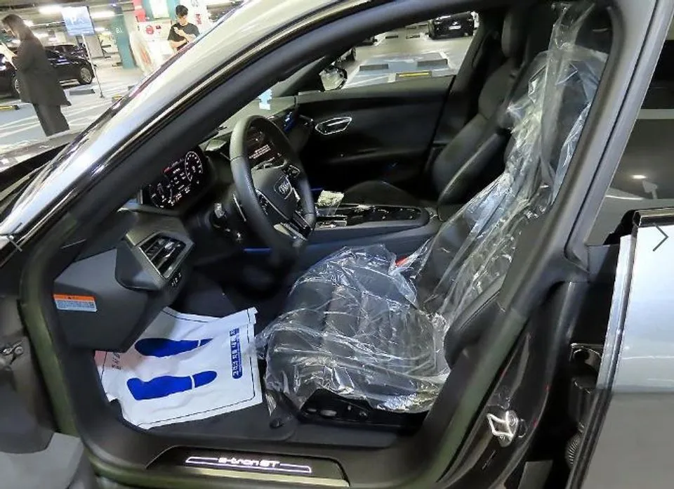 Audi e-tron GT 2022 из KR, фото 5