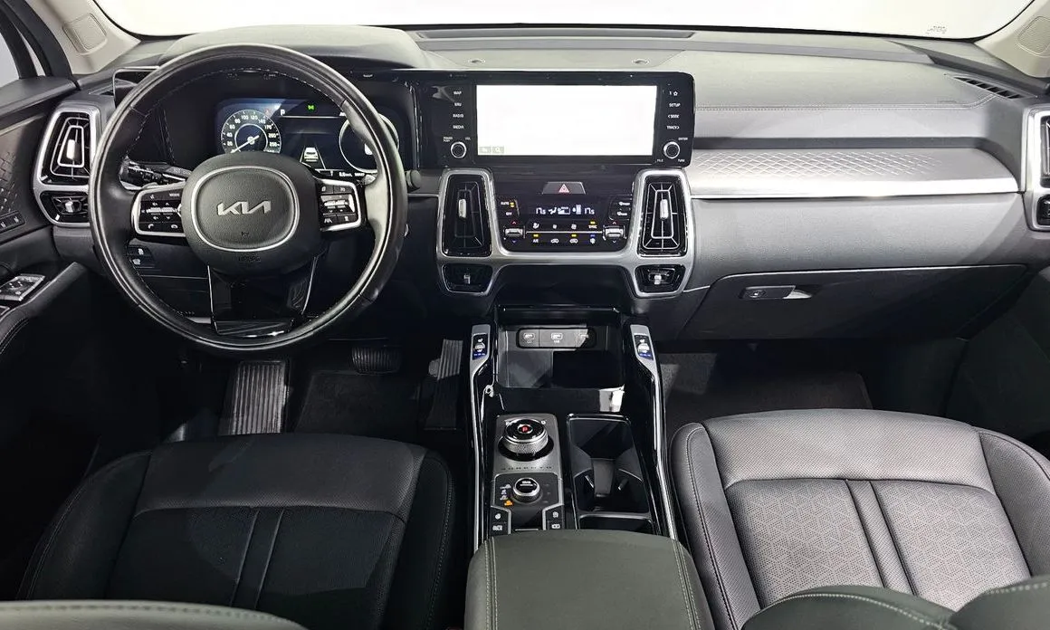 Kia Sorento — фото 7