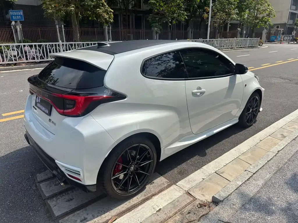 Toyota GR YARIS 2025 из CN, фото 7