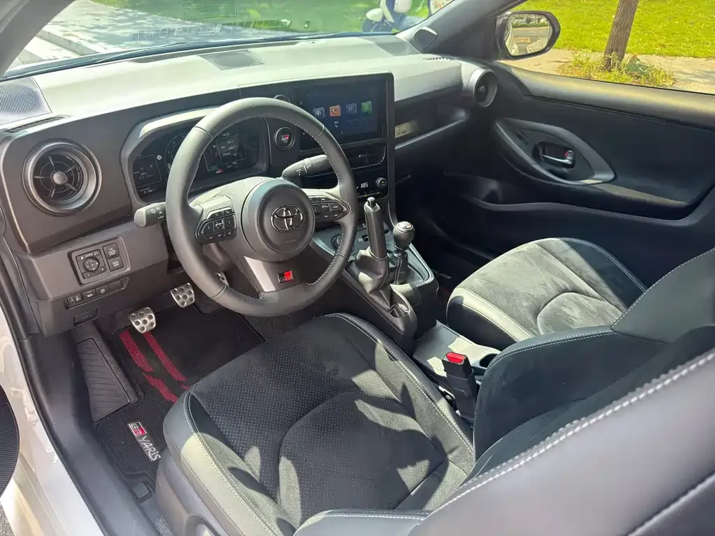 Toyota GR YARIS 2025 из CN, фото 3
