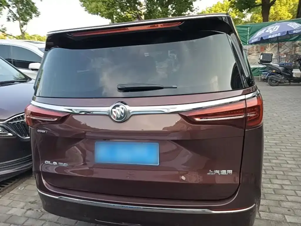 Buick GL8 2022 из CN, фото 3