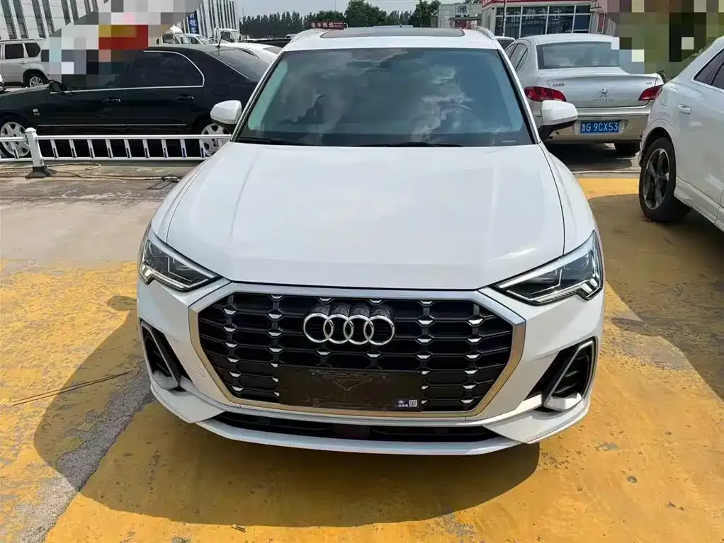 Audi Q3 — фото 5