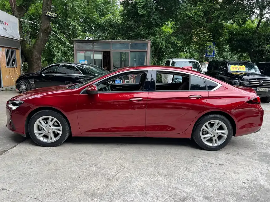Buick Regal — фото 3