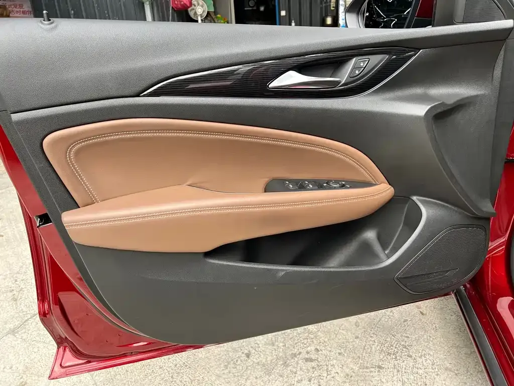 Buick Regal — фото 8