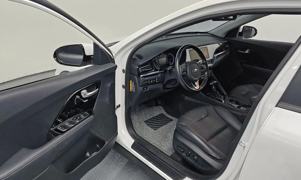 Kia Niro 2021 из KR, фото 6