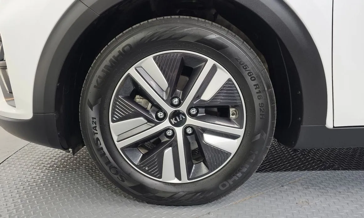 Kia Niro 2021 из KR, фото 4
