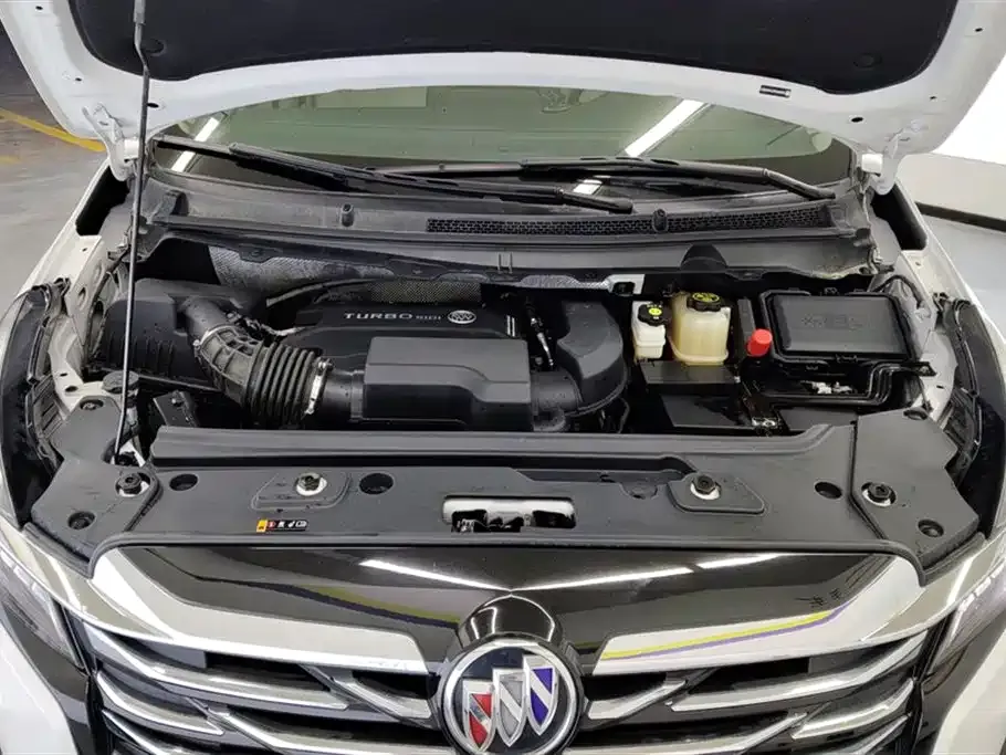 Buick GL8 2023 из CN, фото 10