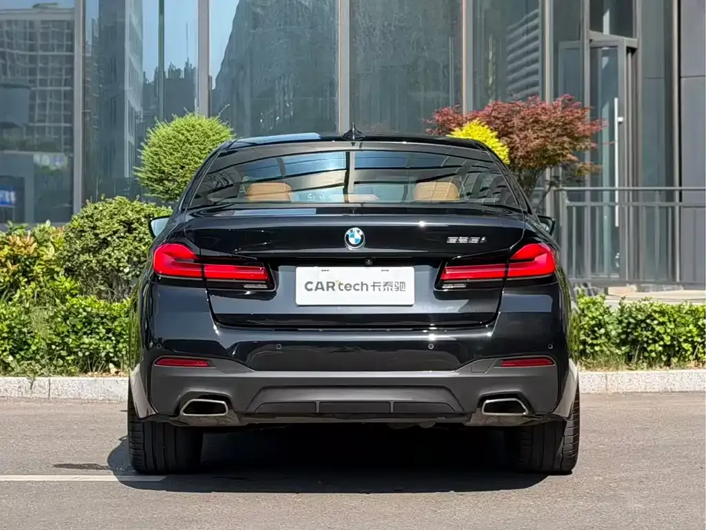 BMW 5 Series (Import) 2023 из CN, фото 5