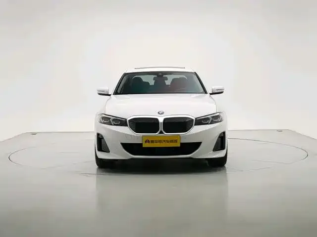 BMW i3 — фото 1