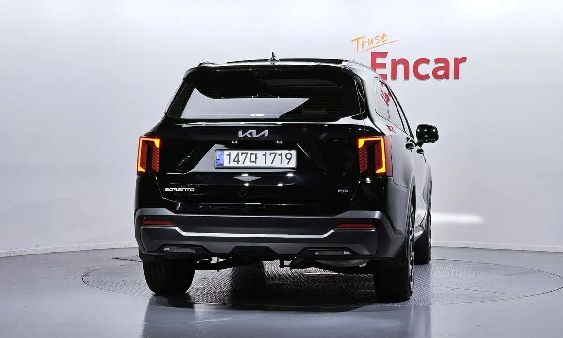 Kia Sorento — фото 7