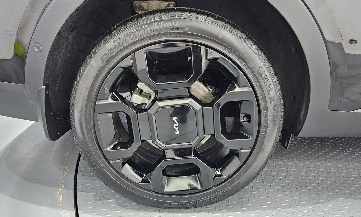 Kia Sorento — фото 9