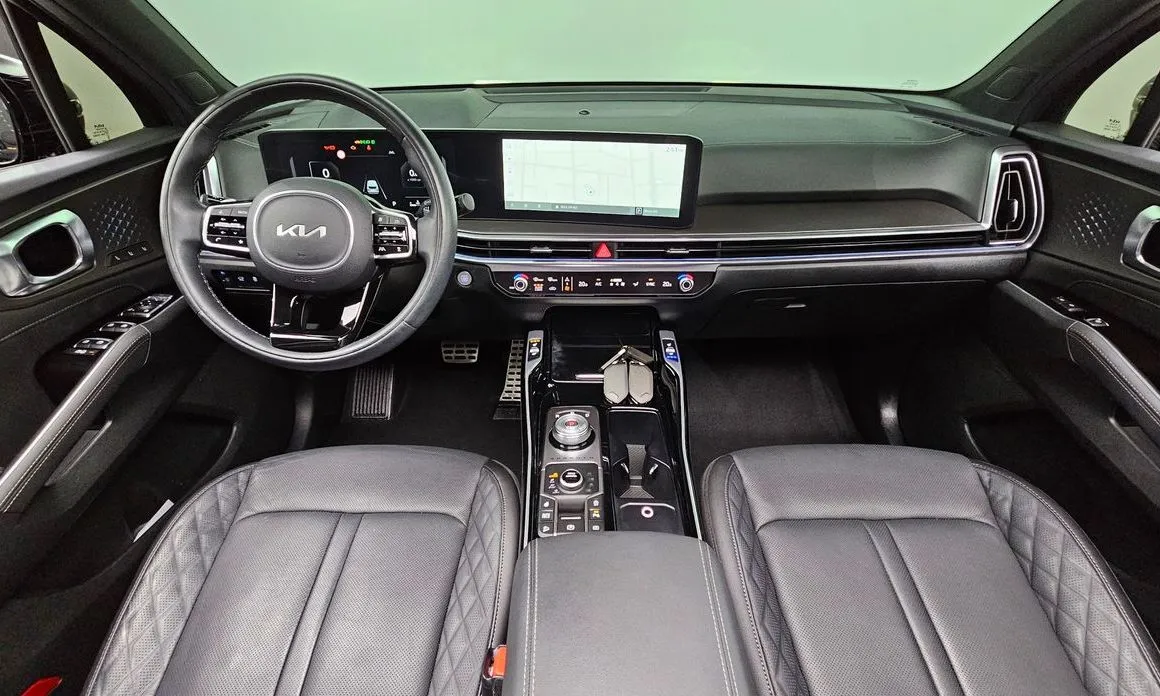 Kia Sorento — фото 8