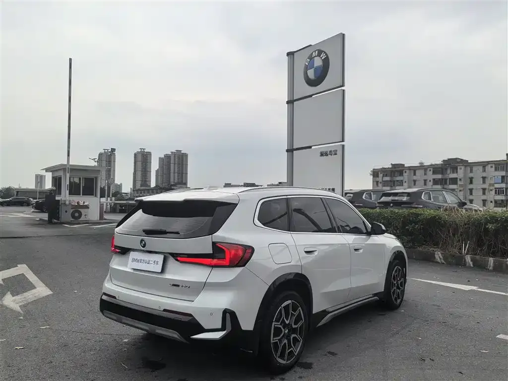 BMW X1 — фото 6