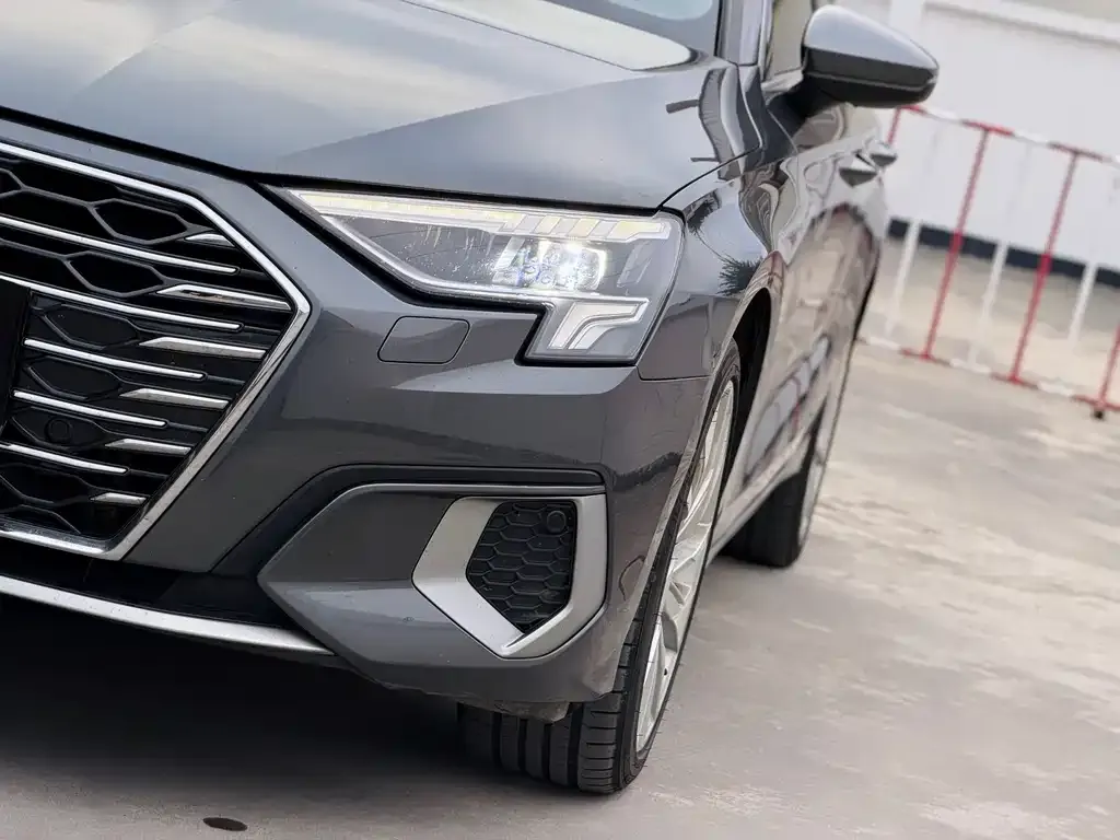 Audi A3 — фото 2