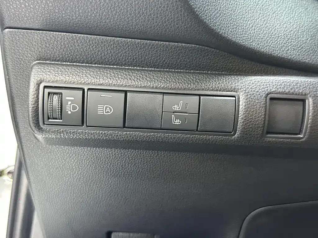 Toyota Levin 2022 из CN, фото 10
