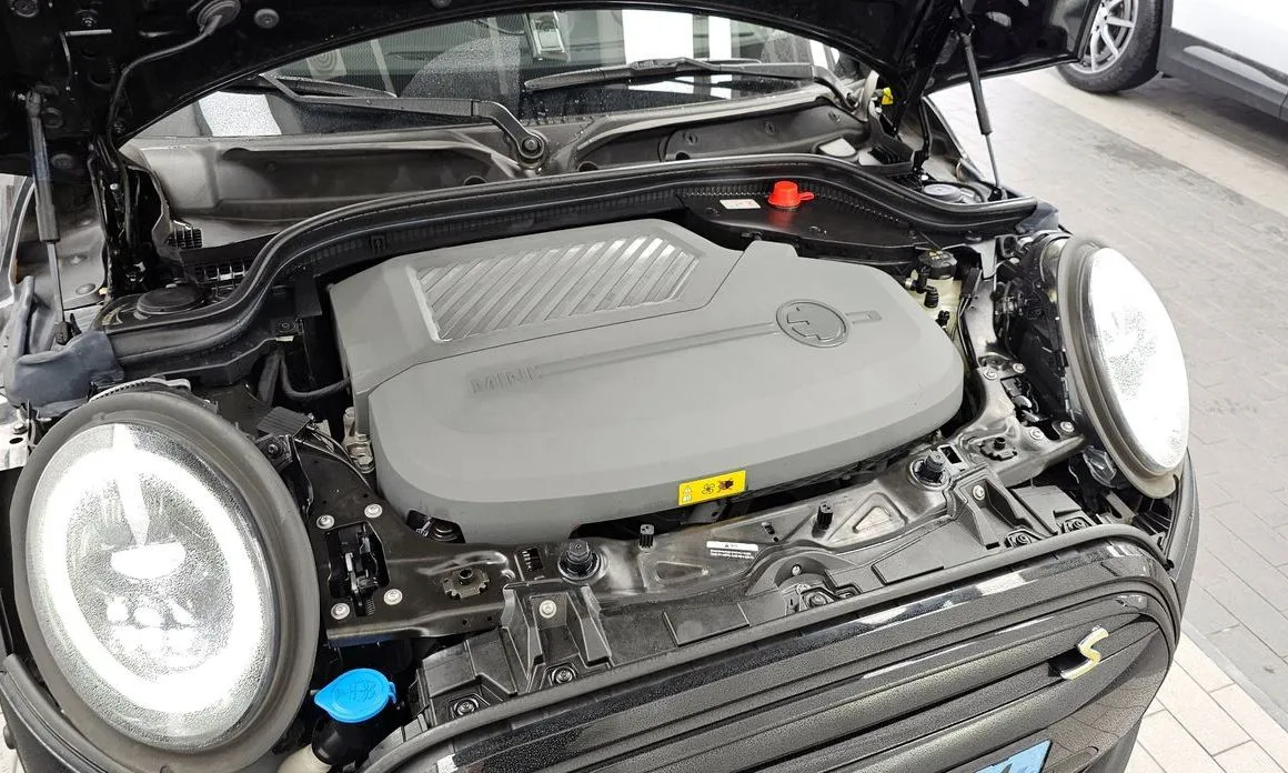 Mini Cooper 2023 из KR, фото 10