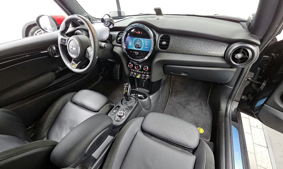 Mini Cooper 2023 из KR, фото 7