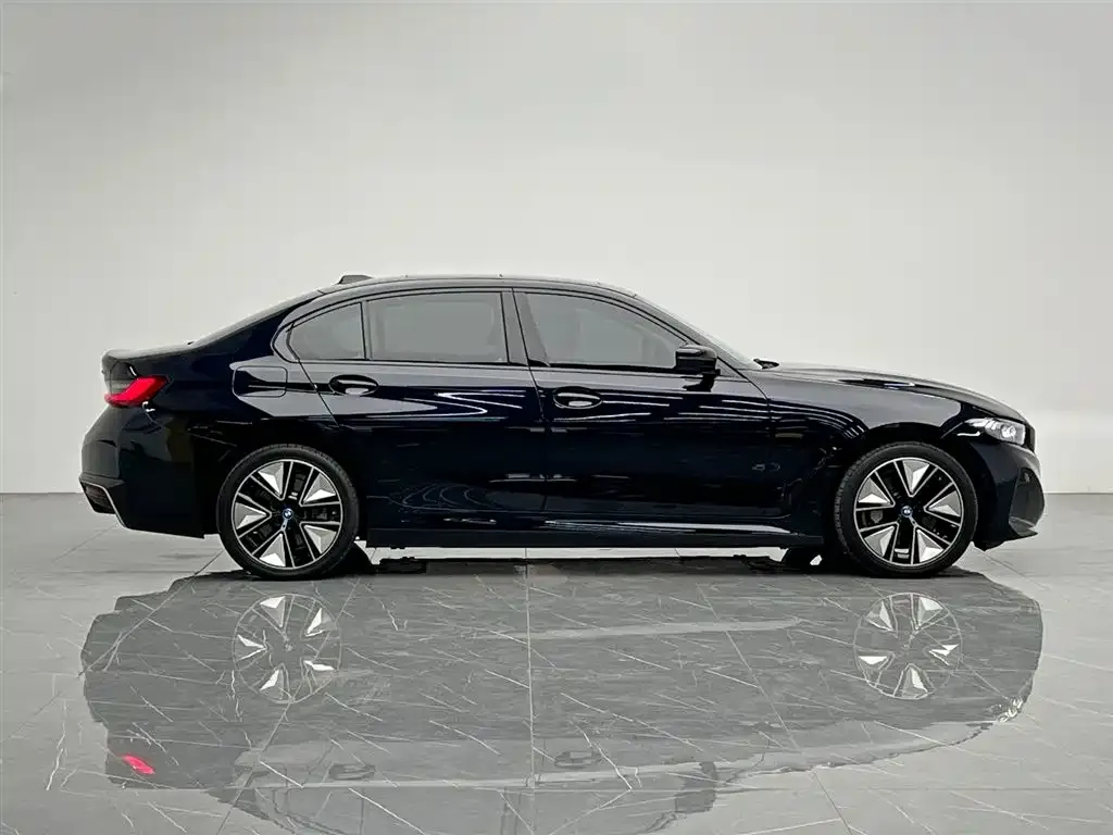 BMW i3 — фото 4