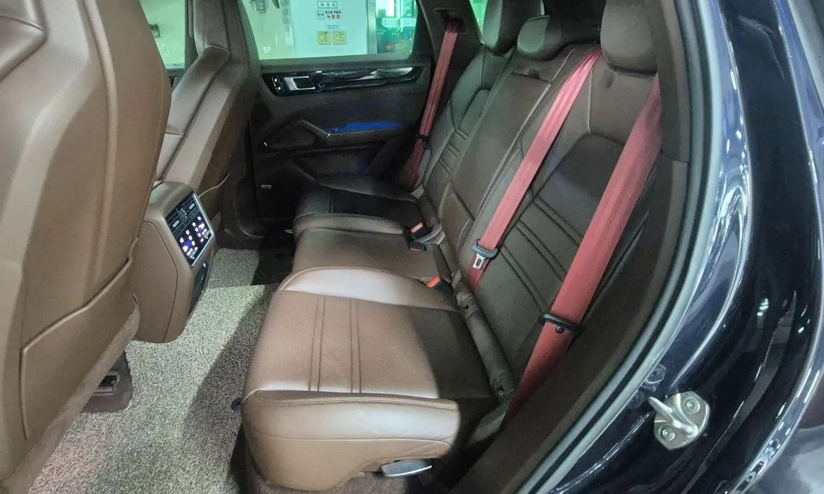 Porsche Cayenne 2021 из KR, фото 3