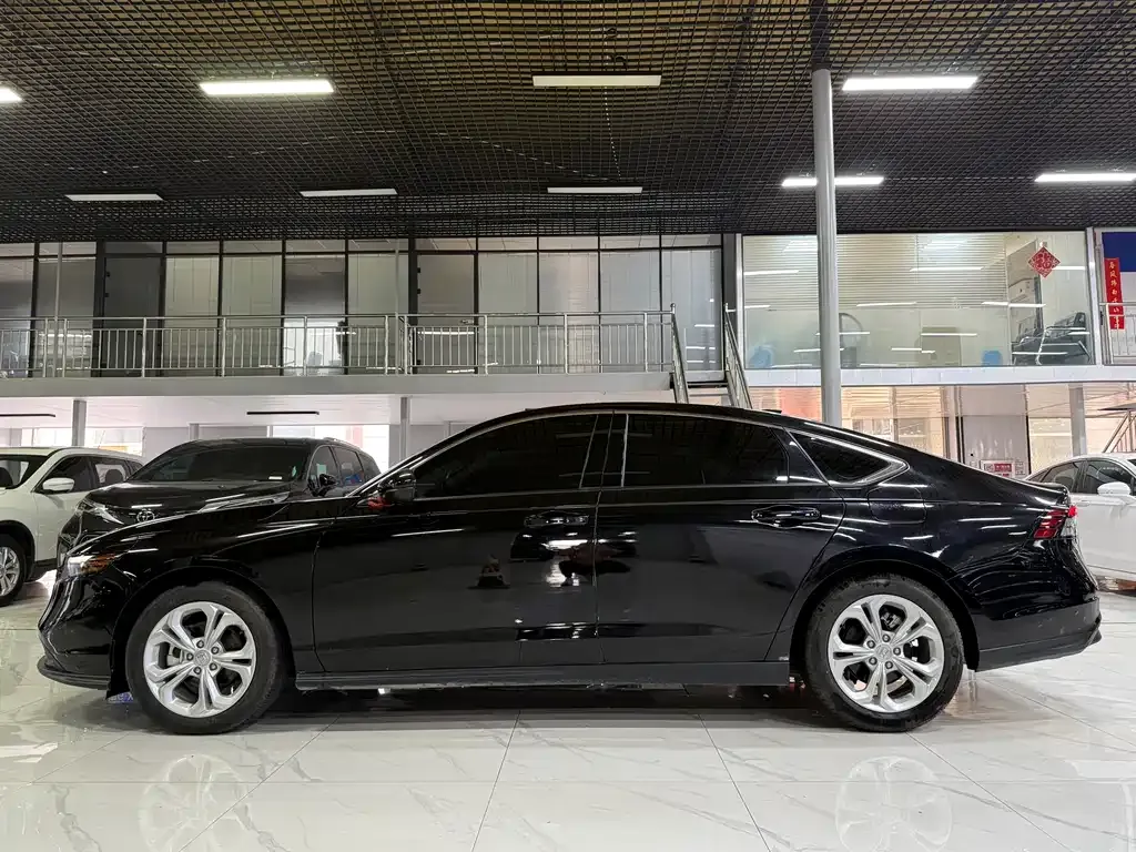 Honda Accord 2024 из CN, фото 10