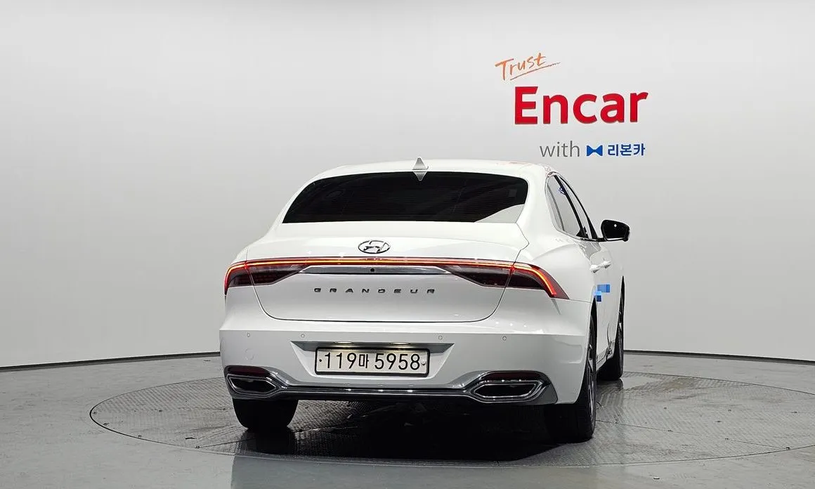 Hyundai Grandeur 2021 из KR, фото 5