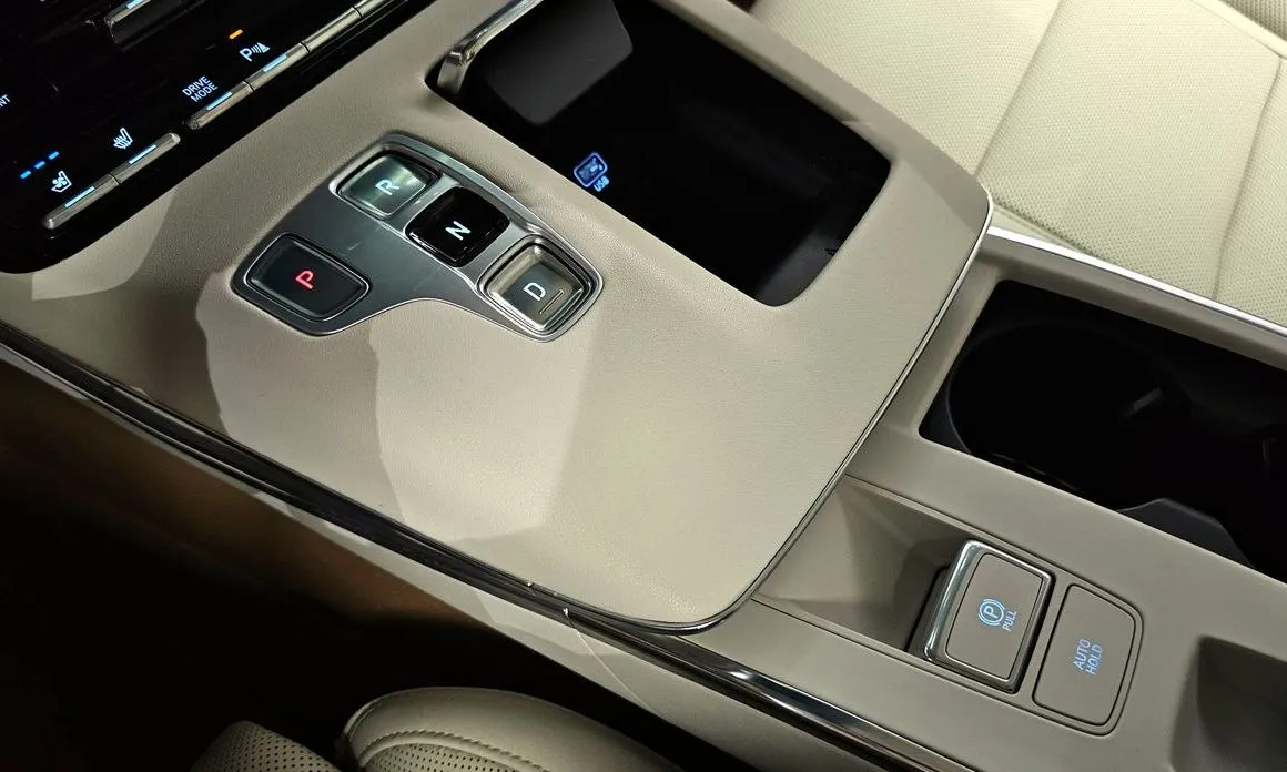 Hyundai Grandeur 2021 из KR, фото 8
