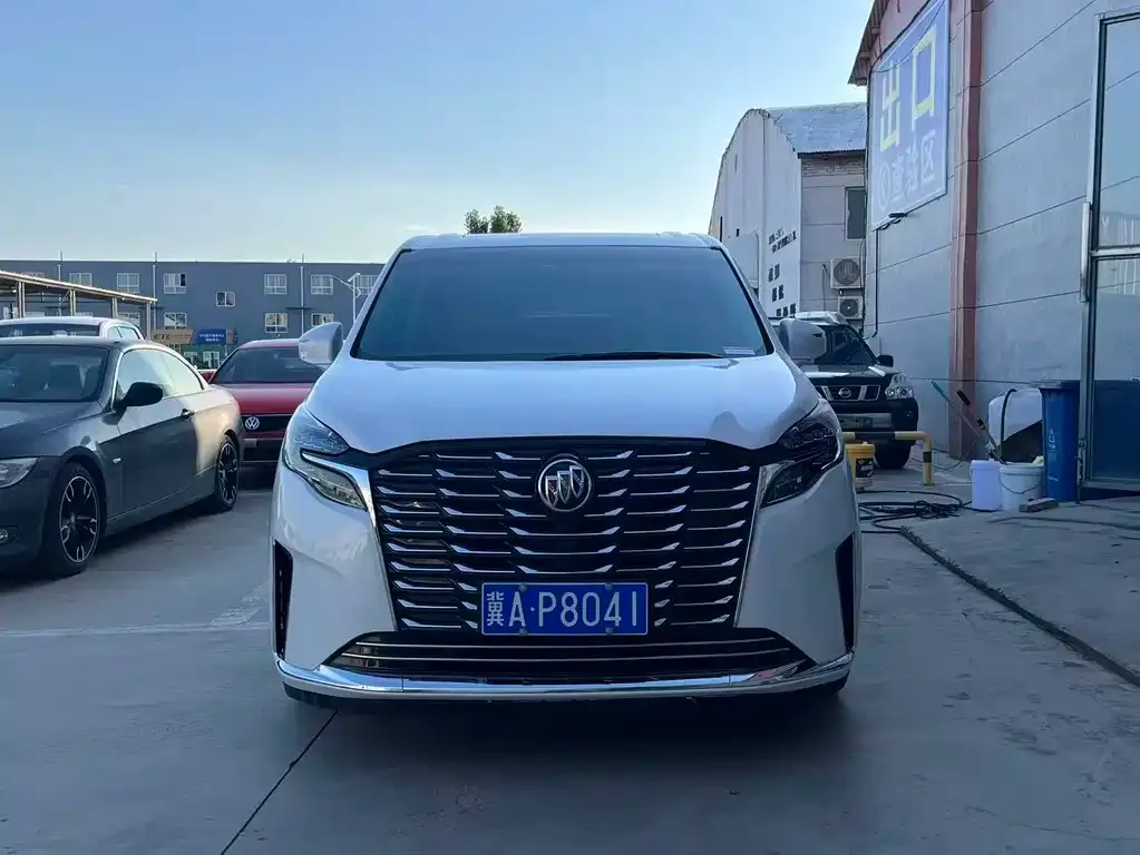 Buick GL8 2023 из CN, фото 7