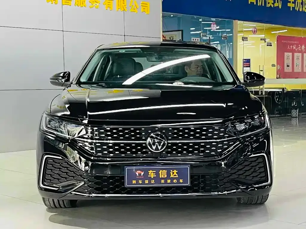 Volkswagen Passat — фото 3