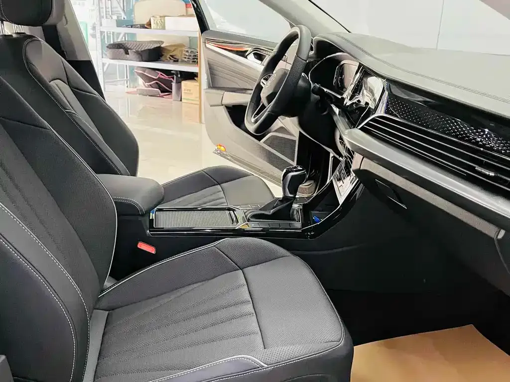 Volkswagen Passat — фото 8