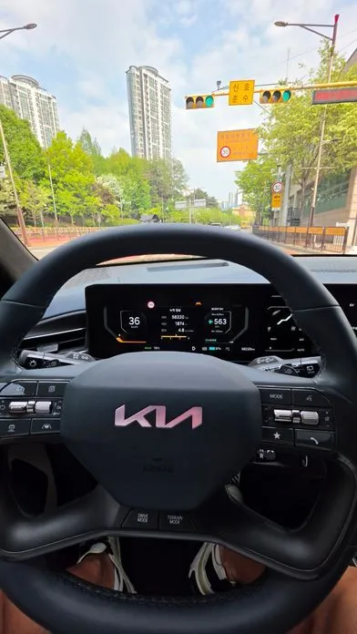 Kia EV9 2024 из KR, фото 5
