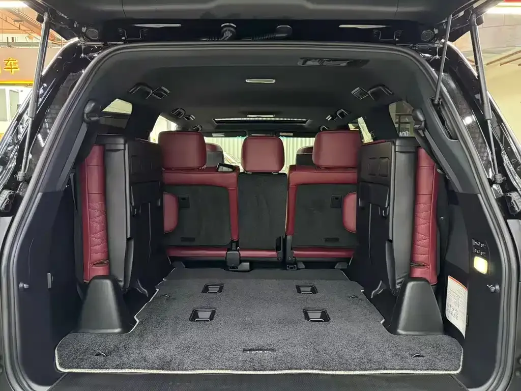 Lexus LX 2022 из CN, фото 8