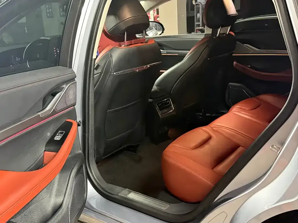 Lincoln Z 2023 из CN, фото 3