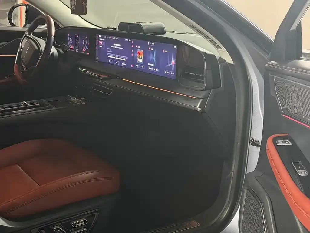 Lincoln Z 2023 из CN, фото 6