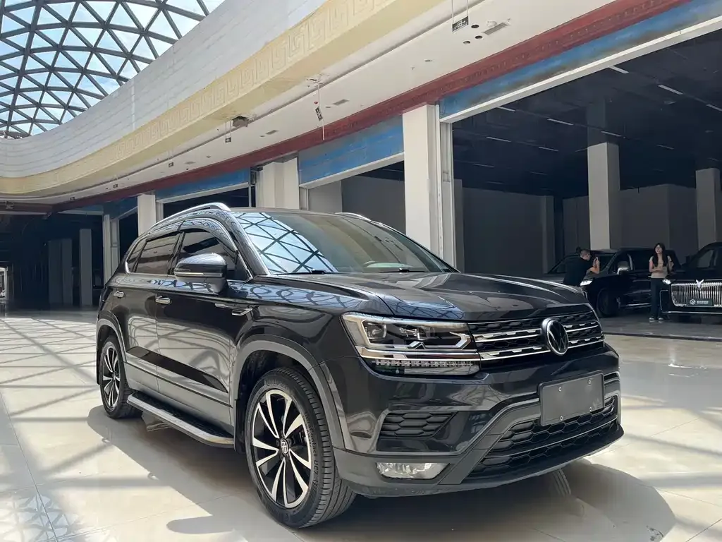 Volkswagen Tharu — фото 2