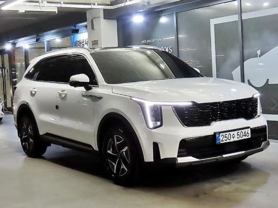 Kia Sorento — фото 1