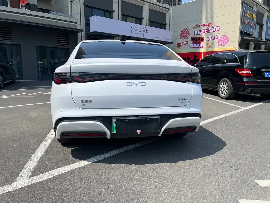 BYD Seal 06 2025 из CN, фото 8