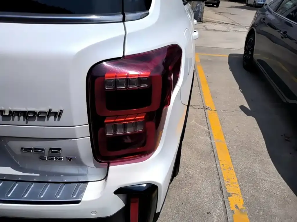 GAC Motor Trumpchi GS8 — фото 2