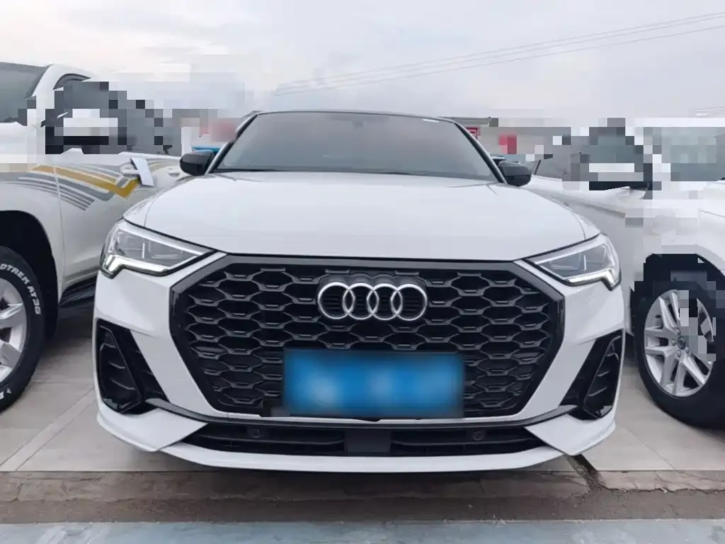 Audi Q3 Sportback 2021 из CN, фото 2