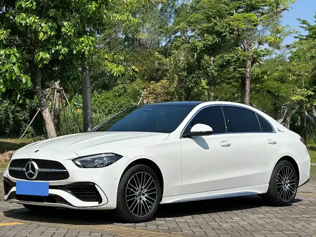 Mercedes-Benz C-Class — фото 1