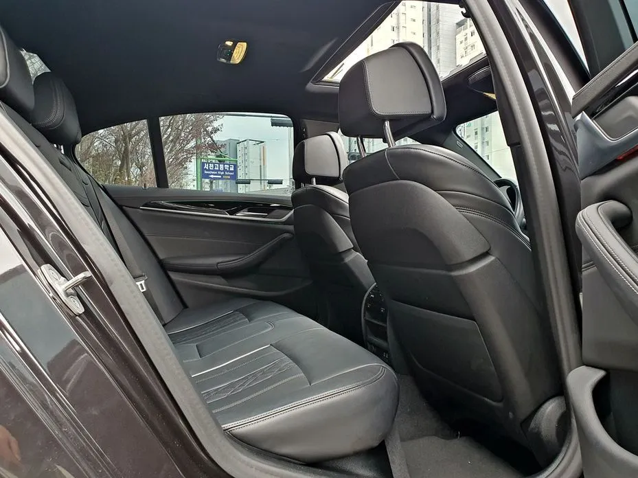 BMW 5-Series 2021 из KR, фото 5